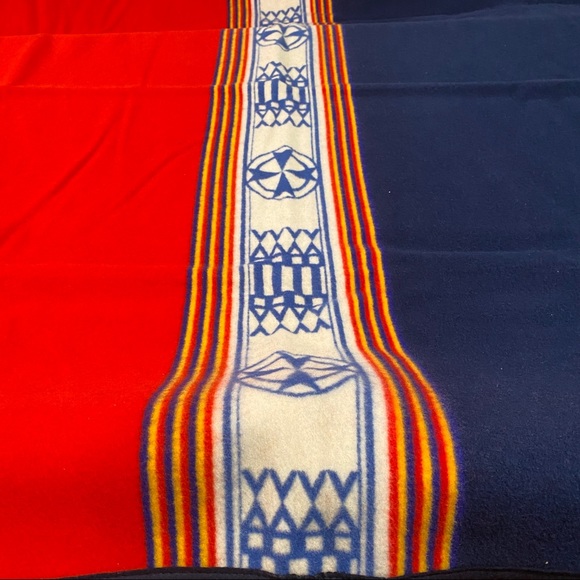 NWT Pendleton Day and Night Robe Hope Series Arthur Amiotte Native Blanket Beave - Picture 2 of 9